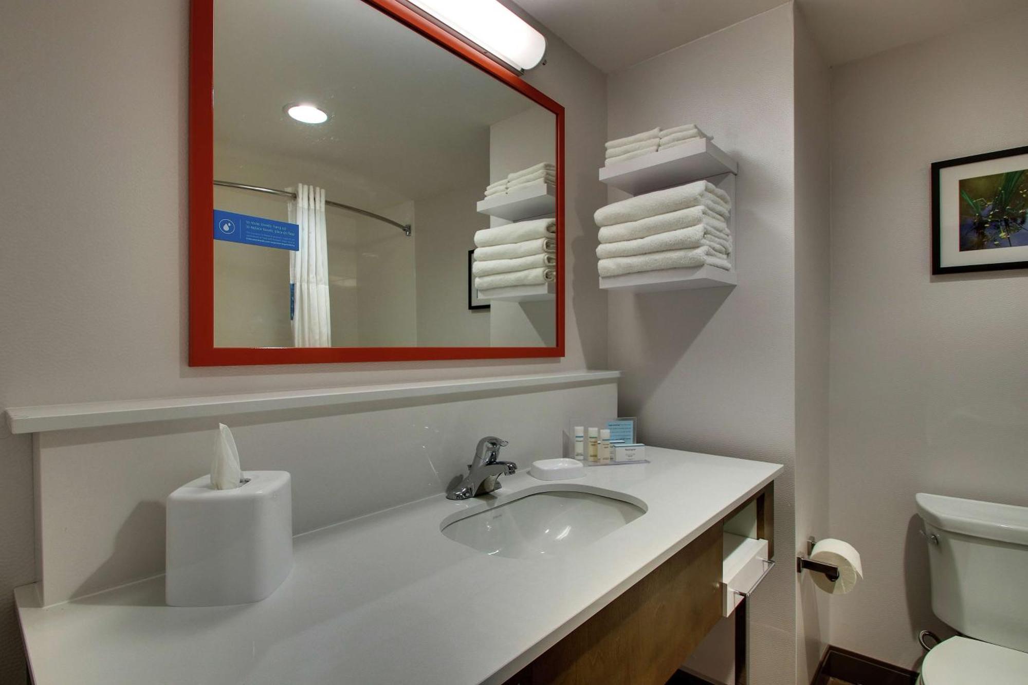 Hampton Inn & Suites By Hilton Southport Eksteriør billede