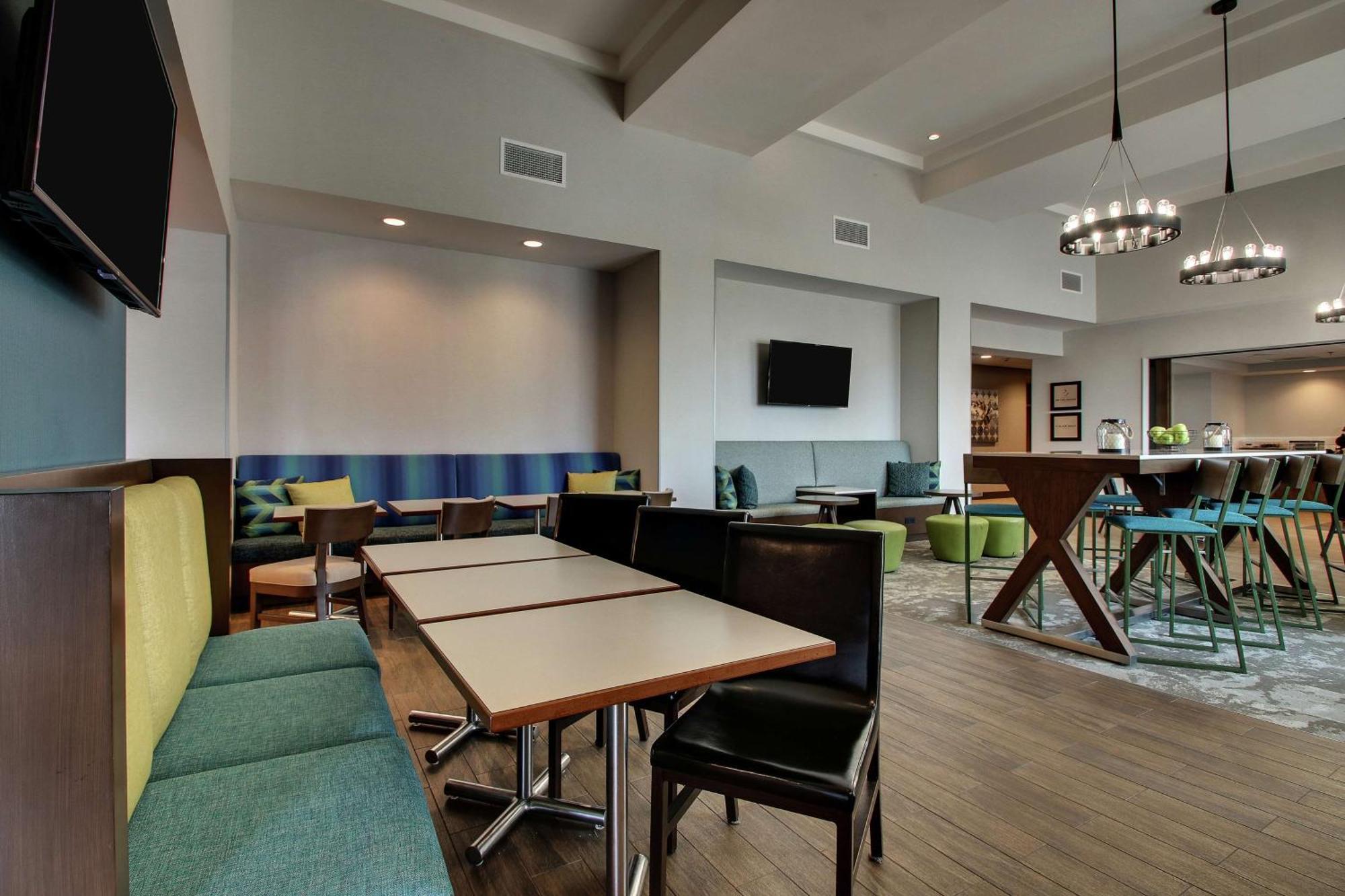 Hampton Inn & Suites By Hilton Southport Eksteriør billede