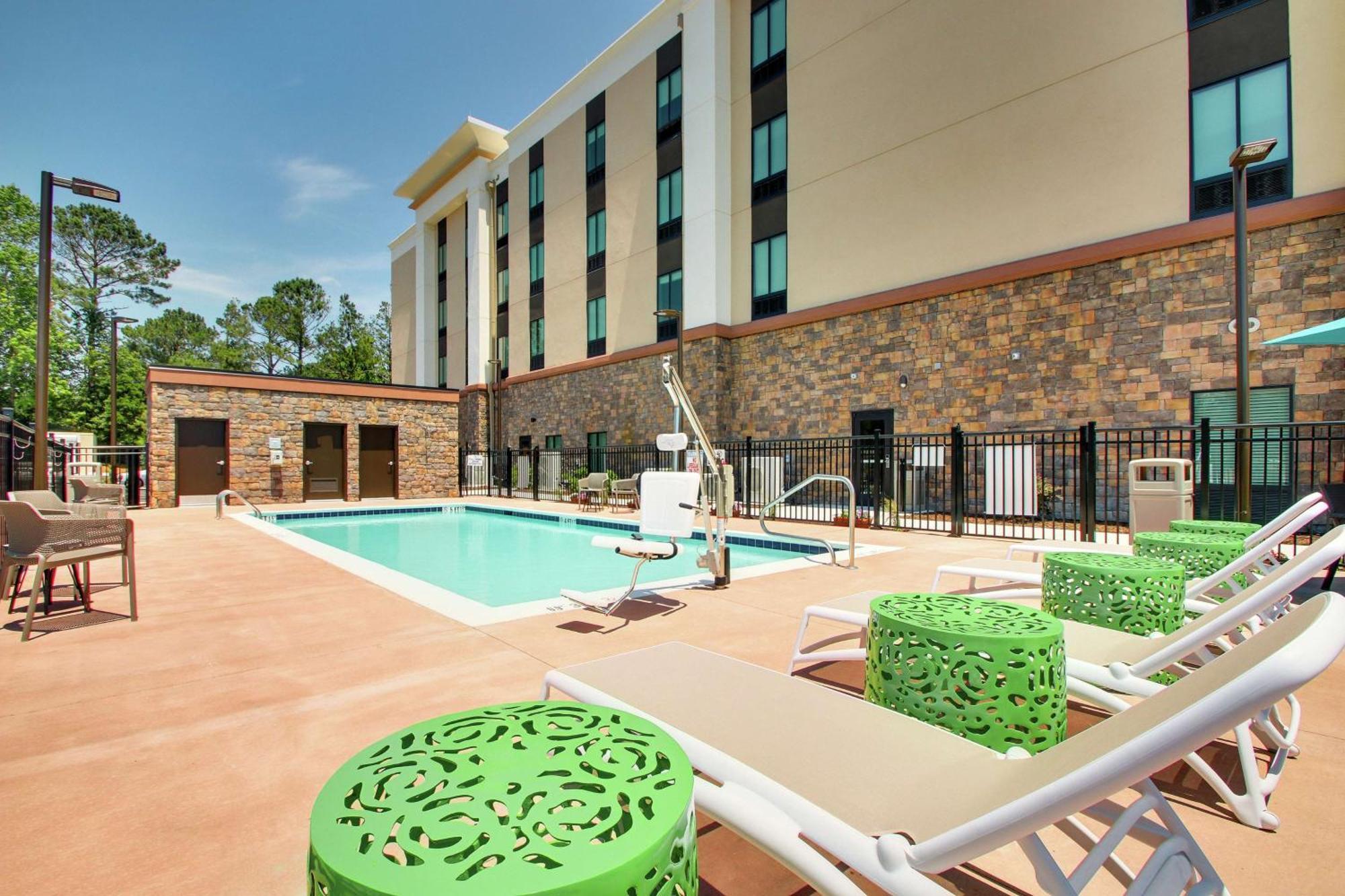 Hampton Inn & Suites By Hilton Southport Eksteriør billede